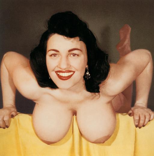 pendulous breasts
